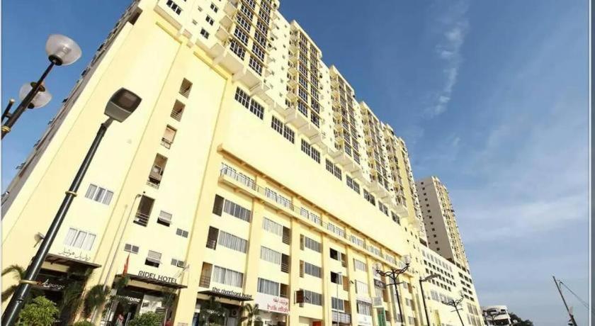 N'Dnie Homestay Pelangi Mall Condominium Kota Bharu Exteriör bild